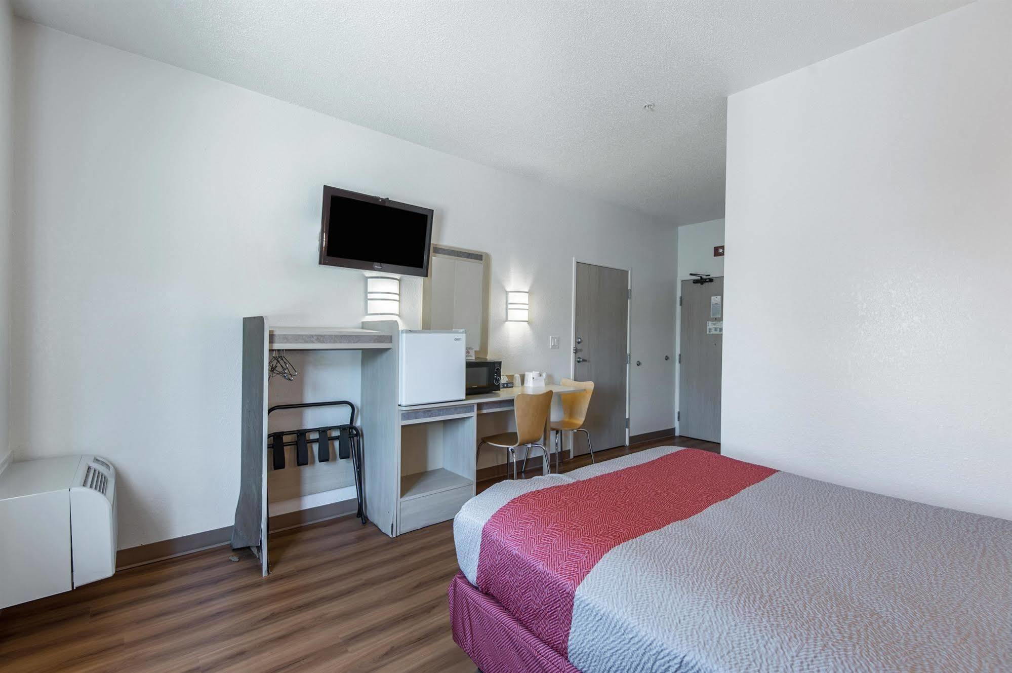 Motel 6-Junction City, Ks Buitenkant foto